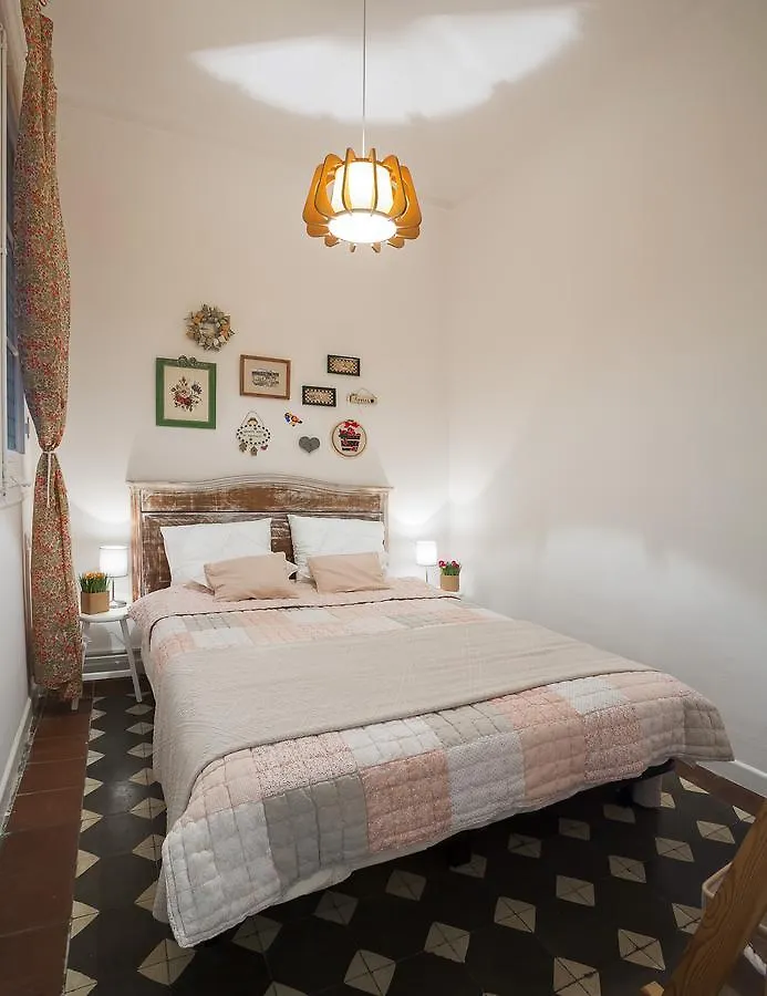 Appartamento Cozy Flat With Unbeatable Views To Sagrada Familia Barcellona