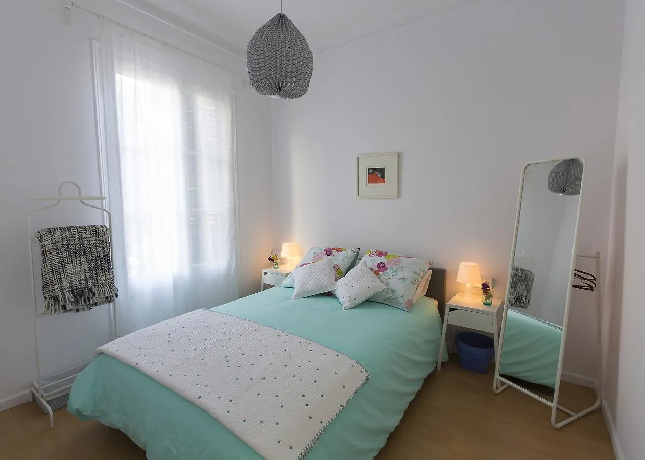 Appartamento Cozy Flat With Unbeatable Views To Sagrada Familia Barcellona